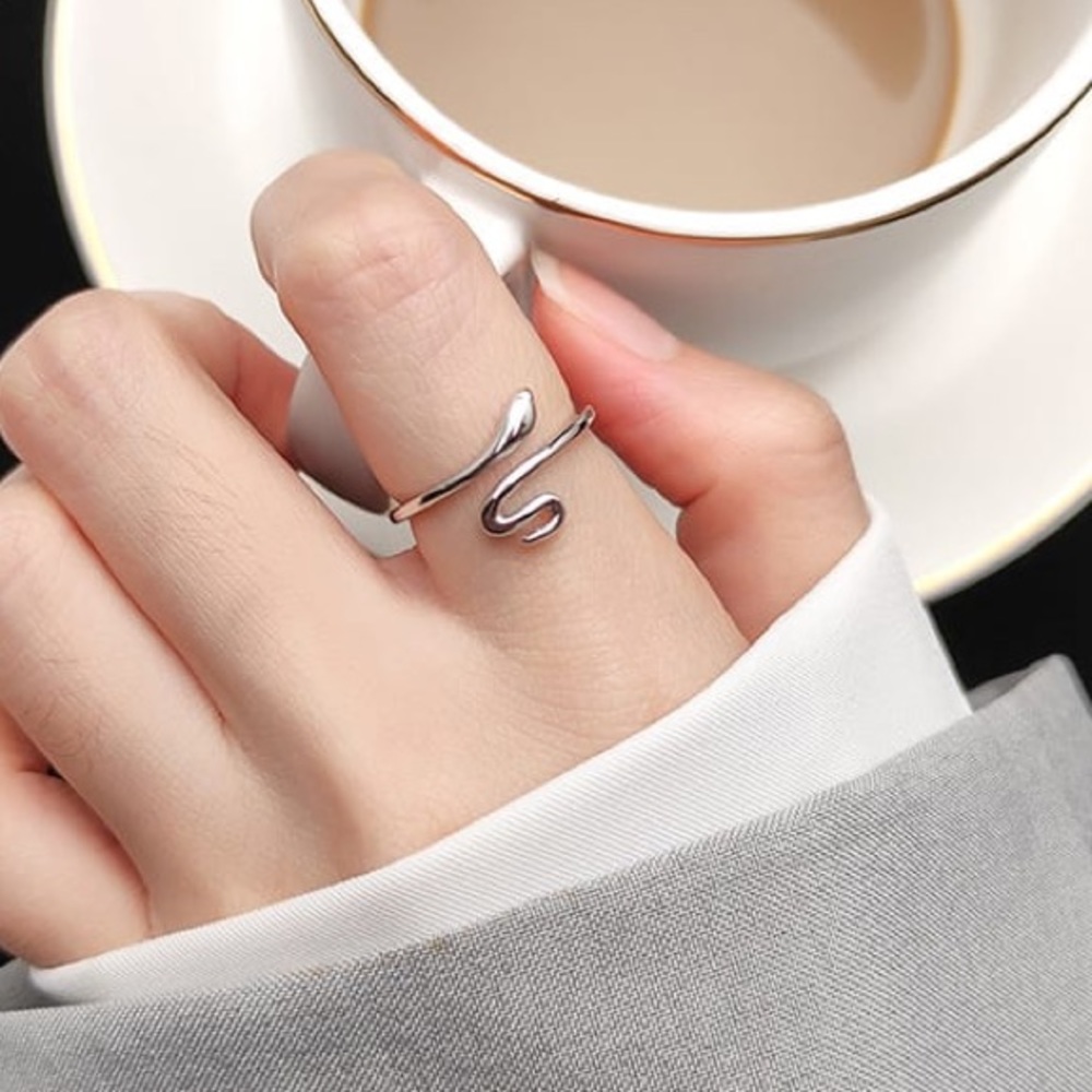 925 Sterling Silver Snake Ring - Picture 2 of 4